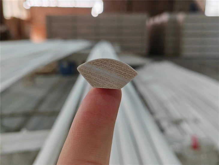 Gesso Trim pohjustettu Quadrant Molding