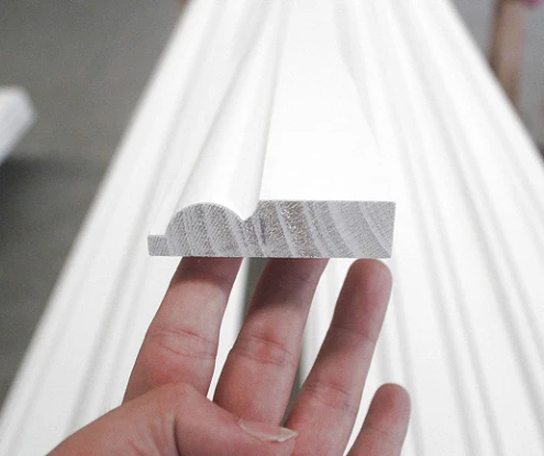 Valkoinen pohjamaalattu FJ Radiata Pine Architrave